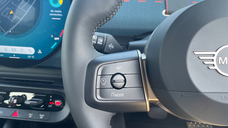 MINI Aceman 135kW E Classic 43kWh 5dr Auto Electric Hatchback